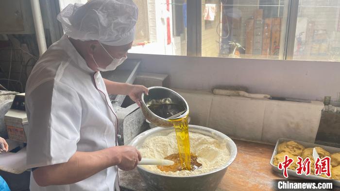 【十年@每一個(gè)奮斗的你】山西鄉(xiāng)村致富帶頭人：留住傳統(tǒng)手藝帶動鄉(xiāng)鄰增收致富