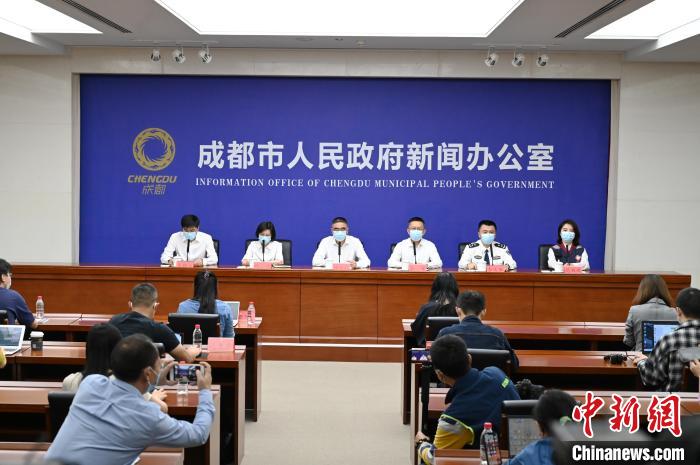 （抗擊新冠肺炎）成都1.48萬(wàn)家企業(yè)閉環(huán)管理、連續(xù)生產(chǎn)工業(yè)企業(yè)復(fù)工率達(dá)到65%