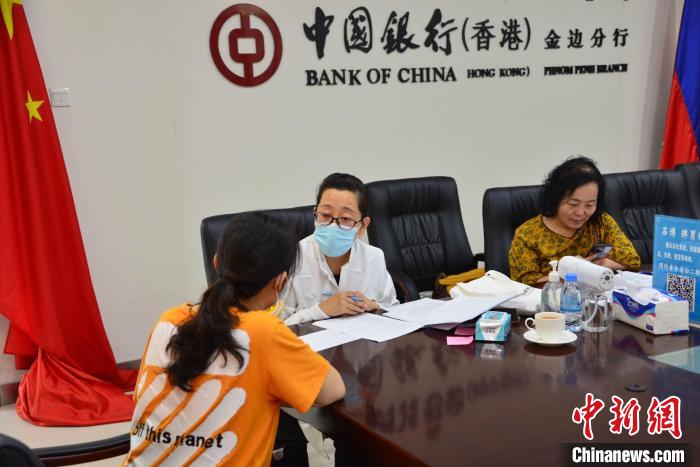 活動現(xiàn)場?！∮嘞娆B 攝