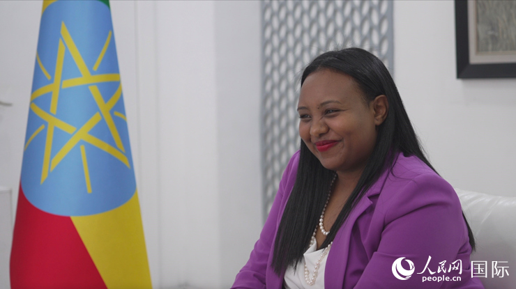 萊利斯接受人民網(wǎng)專訪。人民網(wǎng)記者 劉寧攝