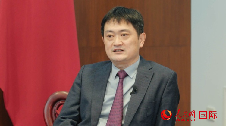 中國駐阿根廷使館代辦孫怡接受人民網(wǎng)專訪。人民網(wǎng)記者 張若涵攝