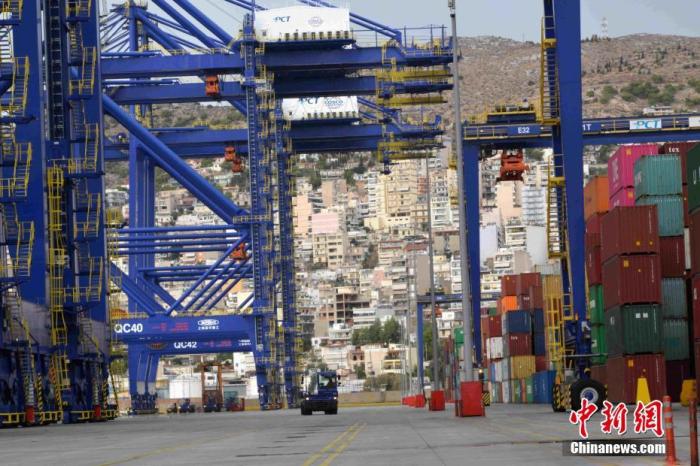 比雷埃夫斯港項目作為中國希臘共建“一帶一路”合作的旗艦項目，受到社會各界廣泛關注。 <a target='_blank' href='/'><p  align=