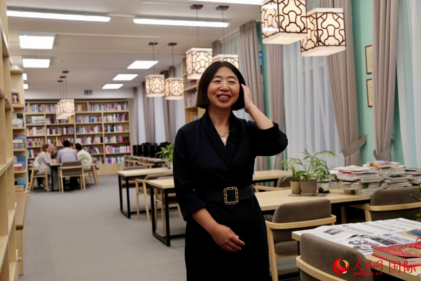 白俄羅斯國立大學(xué)共和國漢學(xué)孔子學(xué)院中方院長劉素玲。人民網(wǎng)記者 朱虹攝