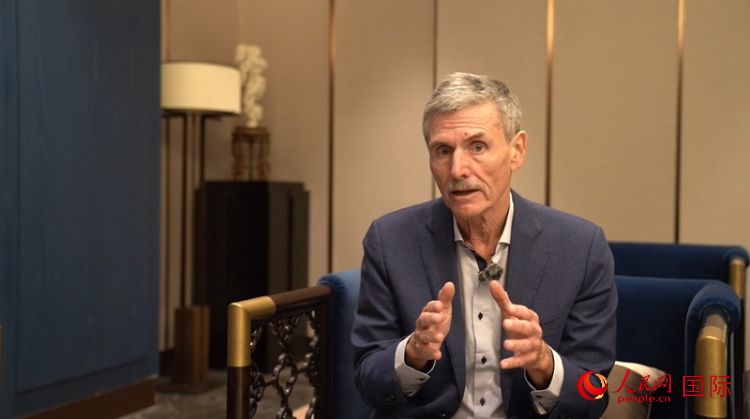 杜登霍夫接受采訪。人民網(wǎng) 劉動攝