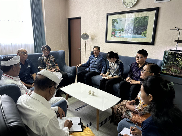 會(huì)談現(xiàn)場(chǎng)。巴陵康孔子學(xué)院供圖