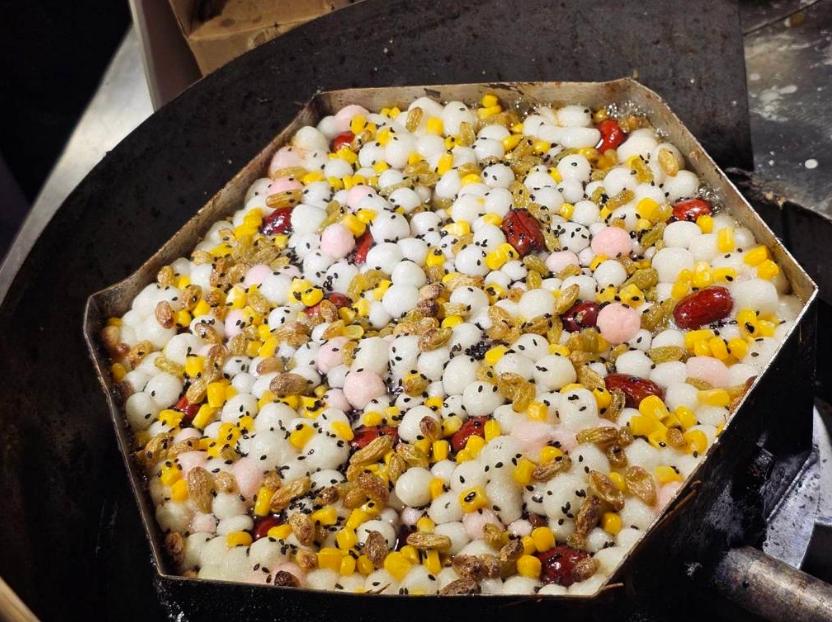 南京特色小吃梅花糕。圖片來源：臺灣“中時新聞網(wǎng)”游定剛攝