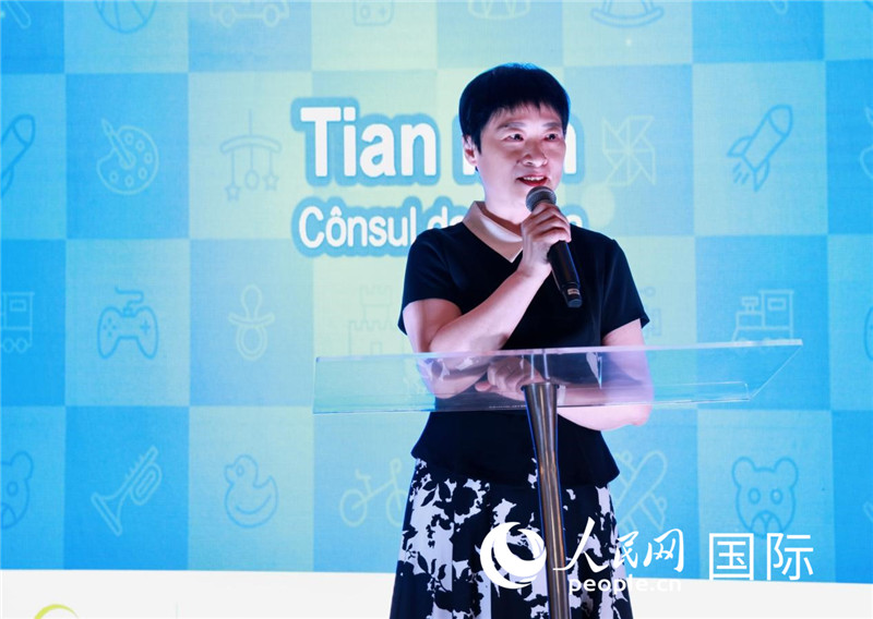 中國駐里約熱內(nèi)盧總領(lǐng)事田敏發(fā)表致辭。人民網(wǎng)記者宋亦然攝