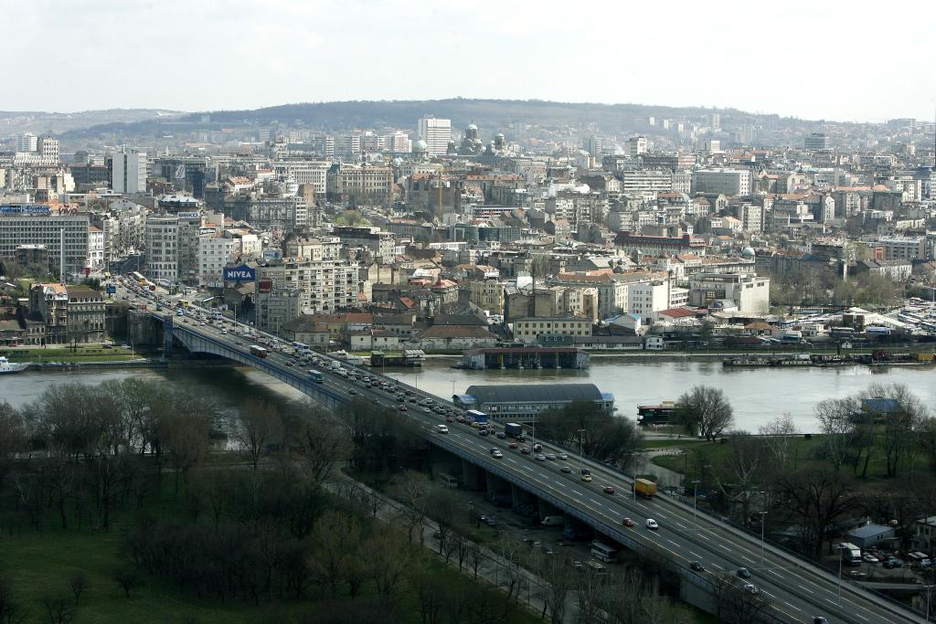 這是2015年3月30日拍攝的塞爾維亞首都貝爾格萊德老城區(qū)。貝爾格萊德是塞爾維亞的首都，坐落在薩瓦河和多瑙河的交匯處，是歐洲最古老的城市之一。新華社發(fā)（普雷德拉格·米洛薩夫列維奇攝）