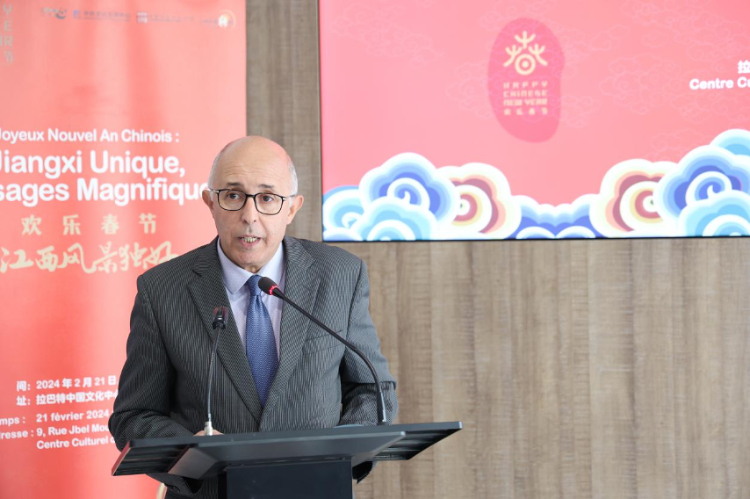 拉巴特文化藝術(shù)遺產(chǎn)復興協(xié)會主席德里希致辭?；艟z