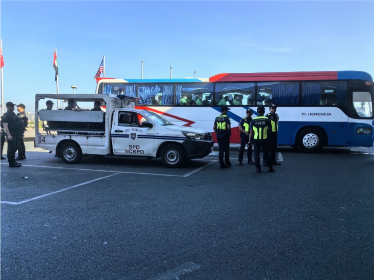 菲反有組織犯罪委員會等部門組織多次聯(lián)合突擊執(zhí)法。駐菲律賓使館供圖