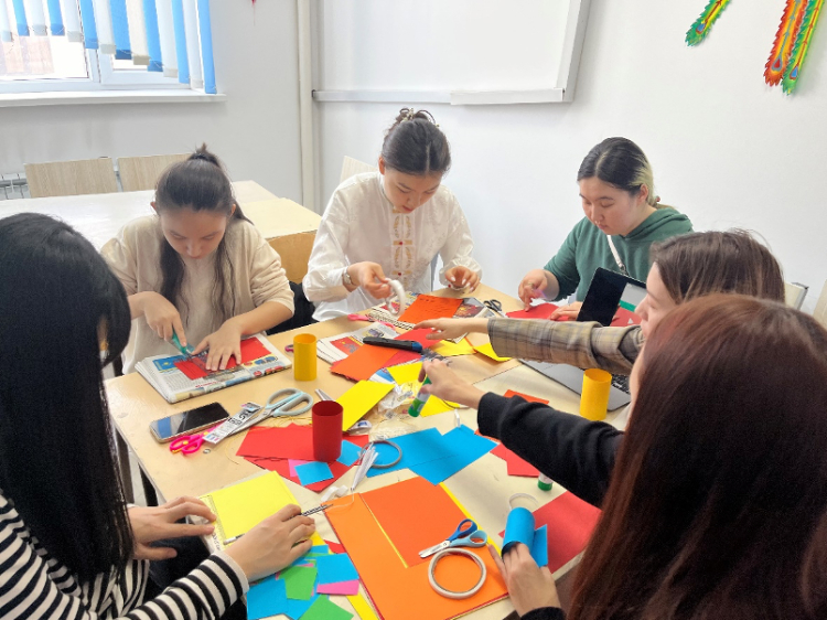 活動現(xiàn)場?？鬃訉W院供圖