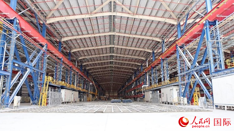 已移交業(yè)主的C201船體車間。人民網記者管克江攝