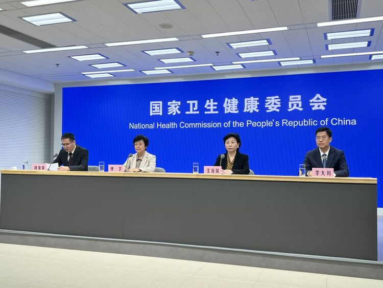 新華全媒+｜加強兒童?？?改善醫(yī)療服務——2024年醫(yī)療和婦幼健康這樣發(fā)力