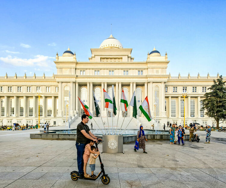 第1視點丨這兩座大樓，見證著中塔友誼