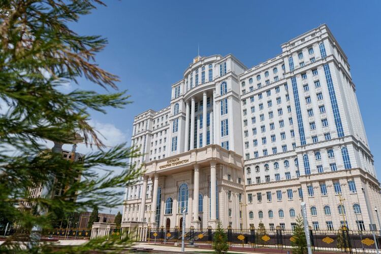 第1視點丨這兩座大樓，見證著中塔友誼