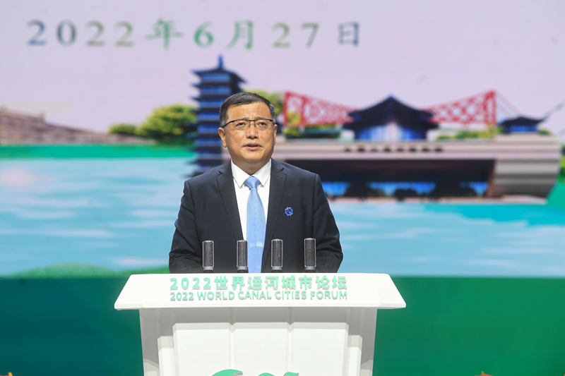 揚(yáng)州市委常委、常務(wù)副市長(zhǎng)陳鍇竑作推介發(fā)言。邵丹攝