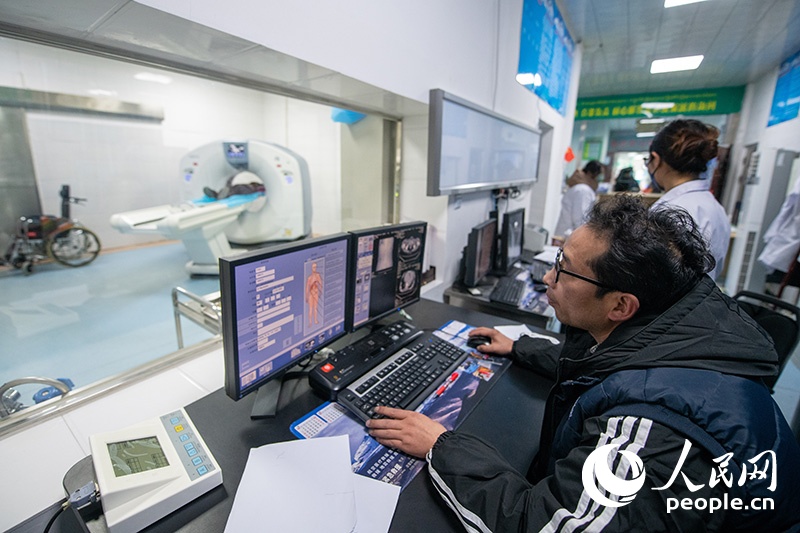 震中日記｜“謝謝，曼巴啦！”