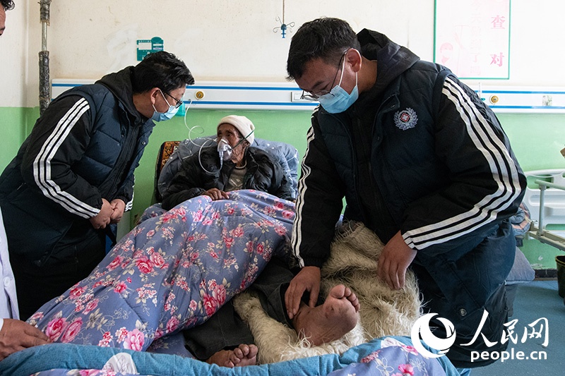 震中日記｜“謝謝，曼巴啦！”