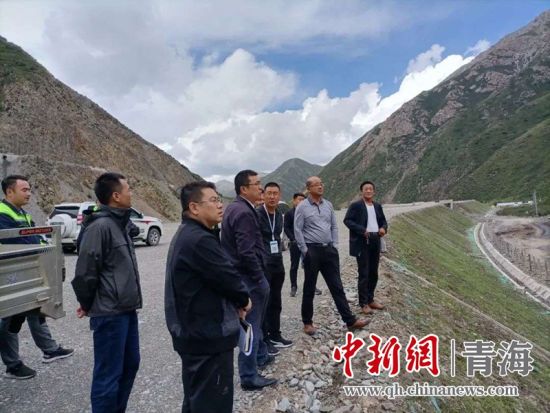 圖為生態(tài)環(huán)保專項(xiàng)督查現(xiàn)場(chǎng)。 孫舒亞攝