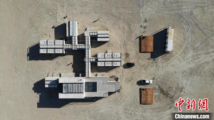 圖為無人機航拍火星營地?！O睿 攝