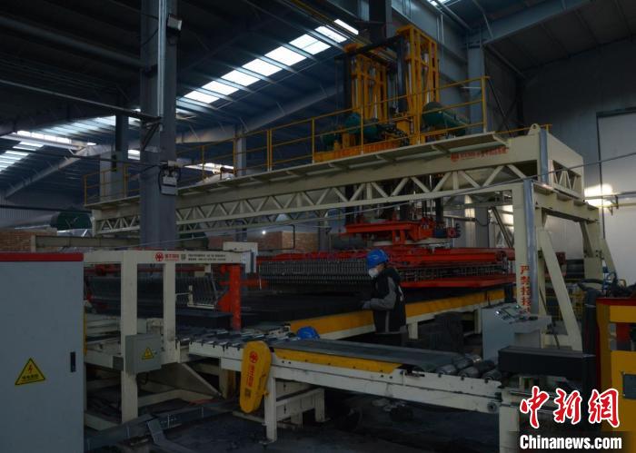 甘肅山丹:煤礦垃圾“變廢為寶”成為環(huán)保節(jié)能新材料