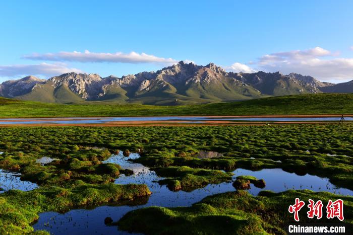 資料圖為三江源腹地果洛州美景如畫?！」逯菸麄鞑抗﹫D