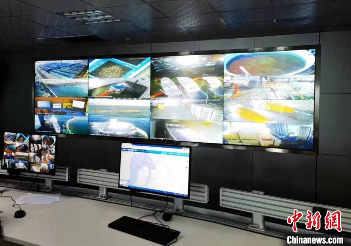 資料圖為生產(chǎn)平臺(tái)實(shí)時(shí)監(jiān)控視頻實(shí)現(xiàn)高速率、低時(shí)延回傳。　青海移動(dòng)海南分公司供圖