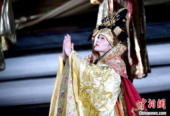 3月17日，西藏拉薩，《文成公主》大型史詩劇演出現(xiàn)場(chǎng)。　李林 攝