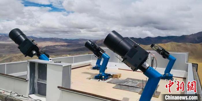 青海冷湖：南京大學(xué)時(shí)域天文臺6個望遠(yuǎn)鏡塔樓主體建設(shè)完成