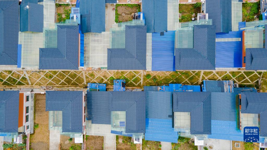 西藏林芝：易地搬遷，迎來幸福新生活