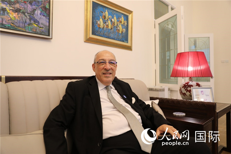 9月6日，摩洛哥駐華大使阿卜杜勒卡迪爾·安薩里接受人民網(wǎng)記者采訪。人民網(wǎng)記者 翟轉(zhuǎn)麗攝
