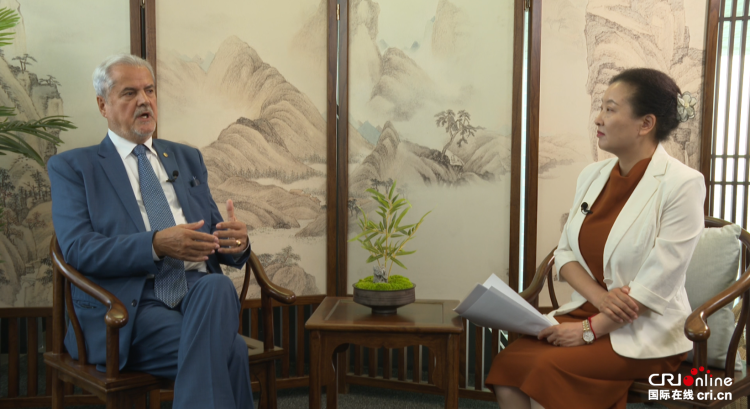 羅馬尼亞前總理訥斯塔塞:中國九三閱兵是當(dāng)代人的一堂團(tuán)結(jié)必修課_fororder_2