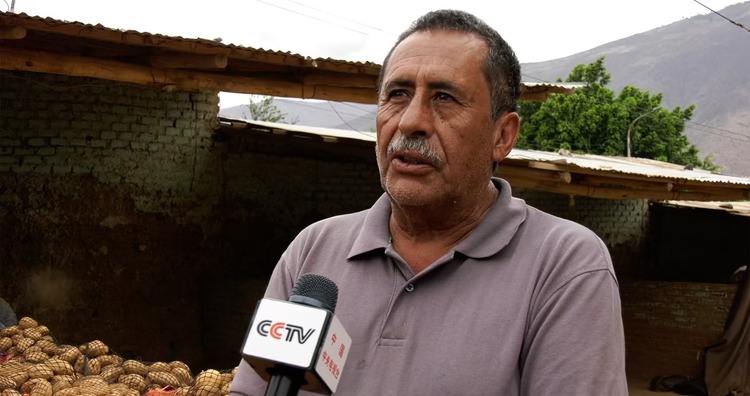 資訊有故事丨秘魯安第斯國家公路項目 “為當?shù)孛癖娦藿ㄐ腋:陀颜x之路”