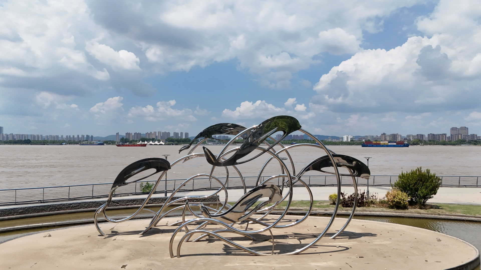 文化中國行 長江之歌丨微笑的江豚，從四千年前“游”來