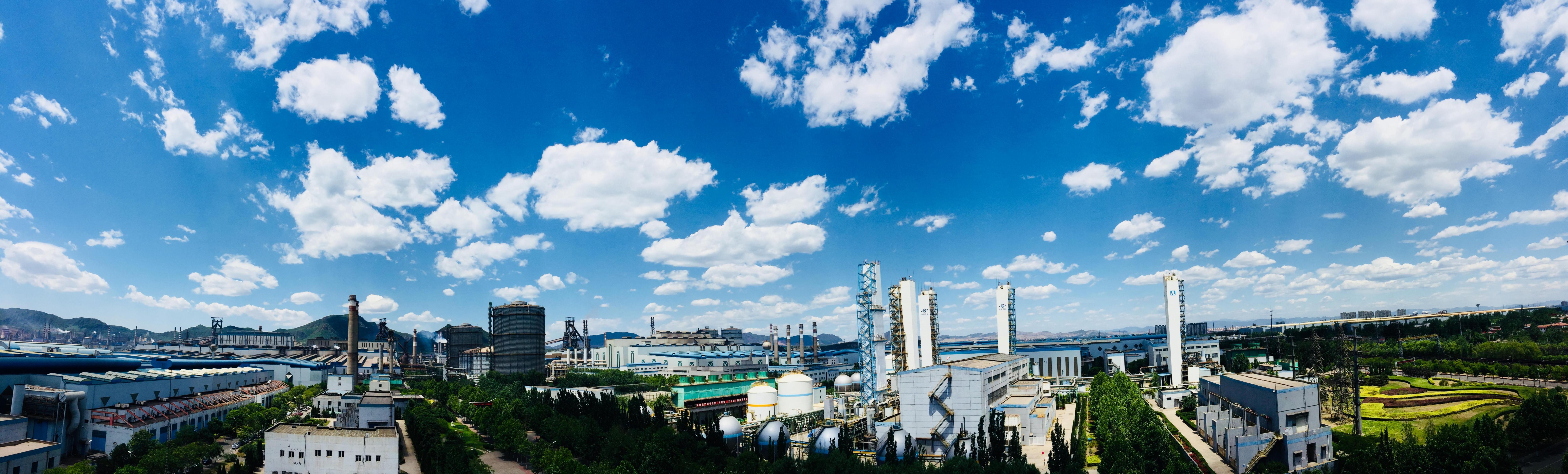 首鋼股份公司遷安鋼鐵公司。尹小龍攝