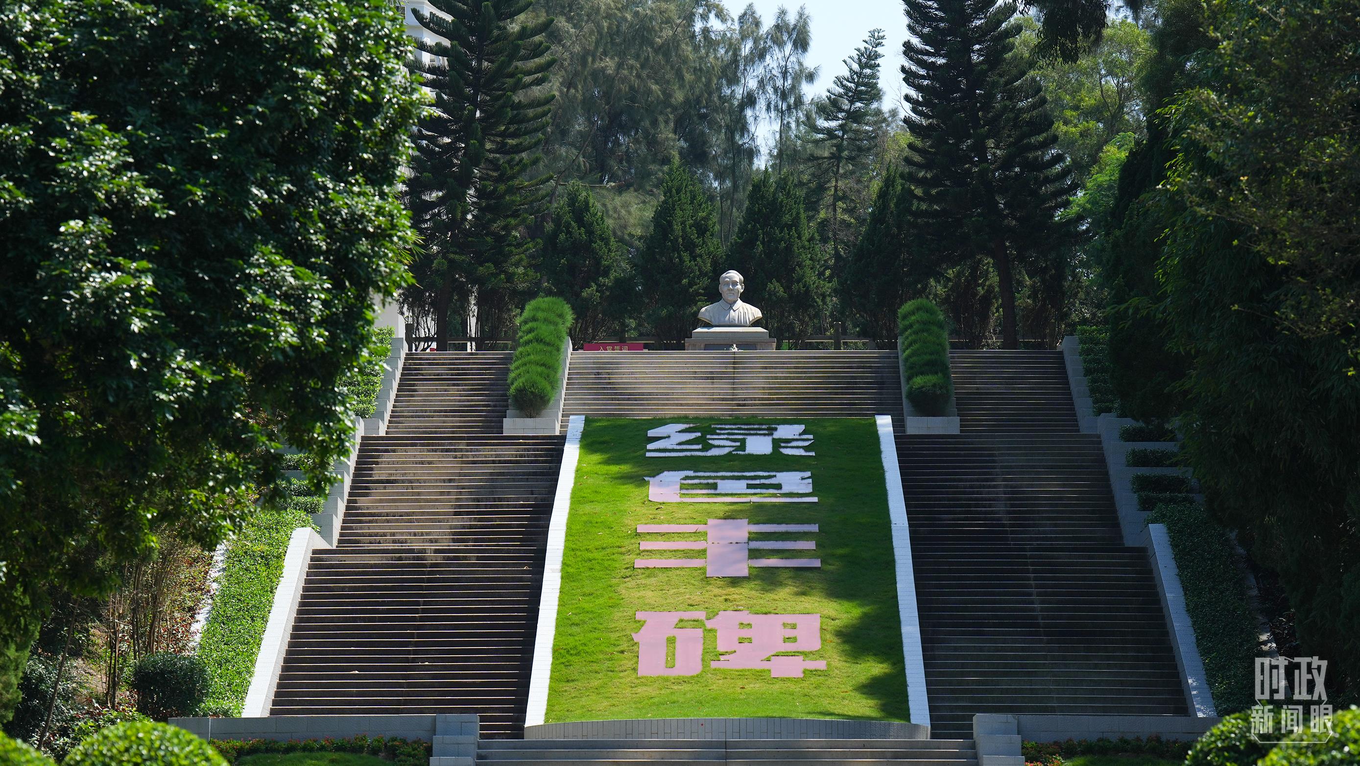 △“綠色豐碑”。（總臺(tái)記者李晉拍攝）