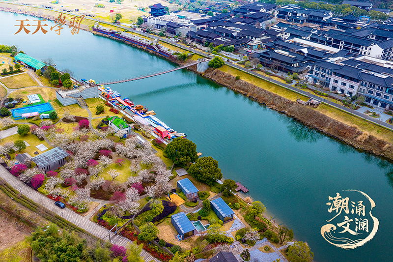 2025年2月17日，浙江紹興，嵊州市越劇小鎮(zhèn)和濕地公園梅花盛開。