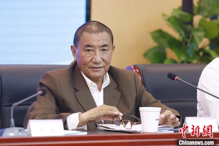 5月19日，由中國人權(quán)研究會(huì)、中國西藏文化保護(hù)與發(fā)展協(xié)會(huì)、中國藏學(xué)研究中心主辦的“紀(jì)念西藏和平解放70周年國際學(xué)術(shù)研討會(huì)”在北京舉行。西藏自治區(qū)政協(xié)副主席珠康·土登克珠指出，長期以來，西方敵對(duì)勢(shì)力和達(dá)賴集團(tuán)完全不顧事實(shí)真相，誣蔑造謠西藏“缺乏宗教信仰自由”。事實(shí)上，在西藏，寺院受到有效保護(hù)，廣大信教群眾的宗教信仰得到尊重，僧侶的宗教活動(dòng)有序進(jìn)行，宗教信仰自由政策在西藏得到全面、正確的貫徹執(zhí)行?！?<a target='_blank' ></p><p  align=