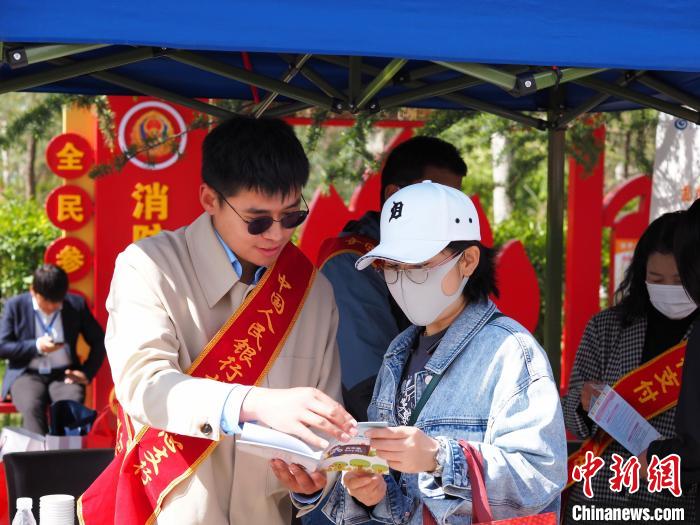 西藏“銀警聯(lián)動、防詐拒賭”凍結(jié)及止付金額超數(shù)億元