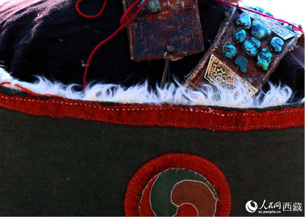 “飛天服飾”細(xì)節(jié)展示。 人民網(wǎng) 李海霞攝