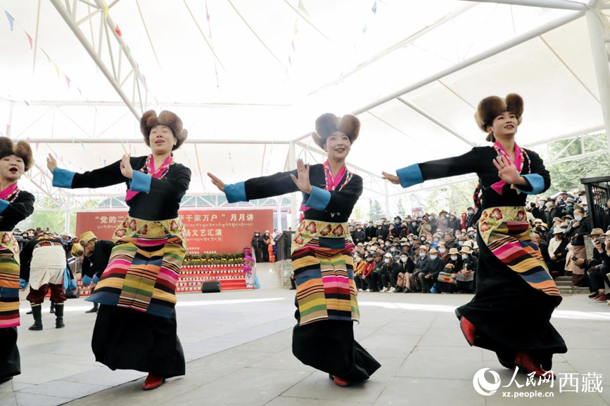 舞蹈《熱巴多吉》。人民網(wǎng) 次仁羅布攝