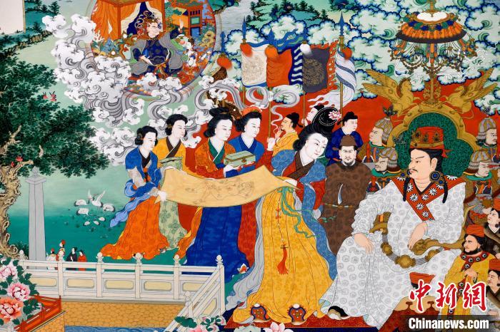 圖為5月16日，展覽中的新創(chuàng)唐卡作品(局部)?！±盍?攝