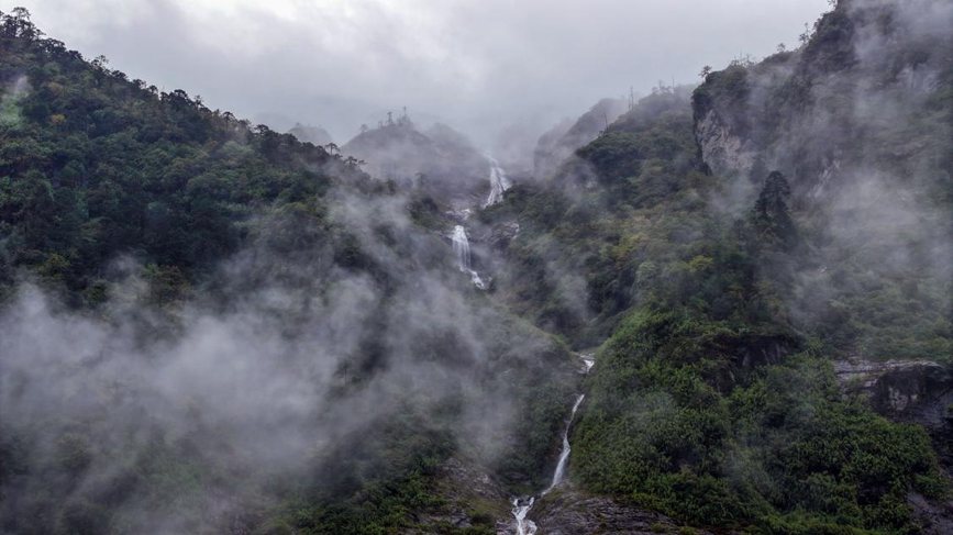 秋日里的墨脫云海。張澤坤攝