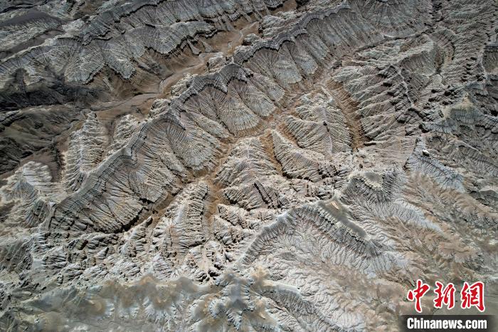 4月5日，西藏阿里札達土林。(無人機照片) 李林 攝